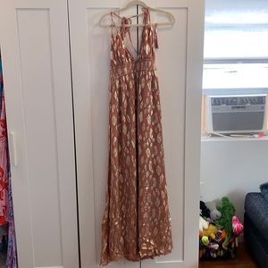 Altars state desert sand dress